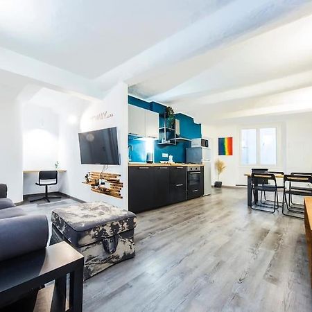 Midway Home, Nel Centro Storico Di Genova Экстерьер фото