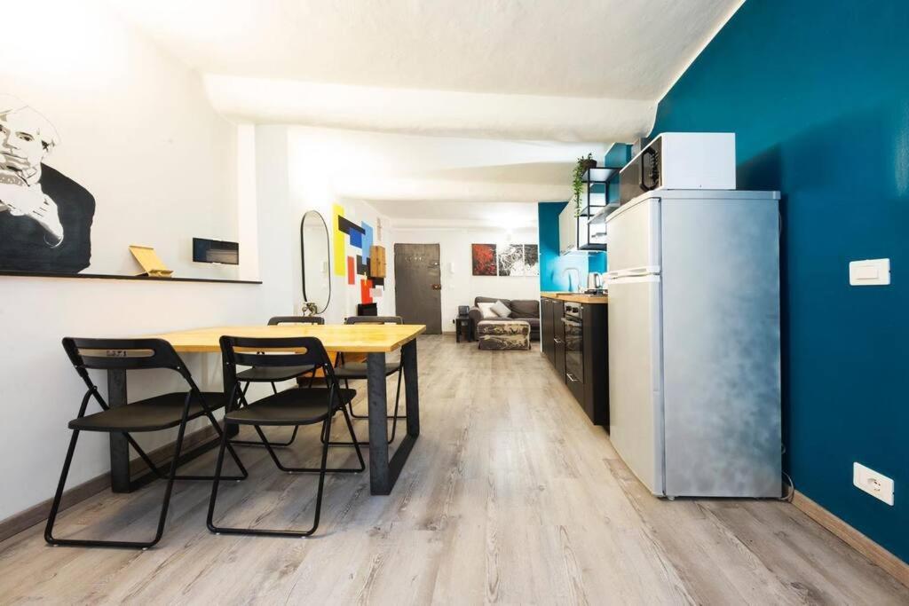 Midway Home, Nel Centro Storico Di Genova Экстерьер фото